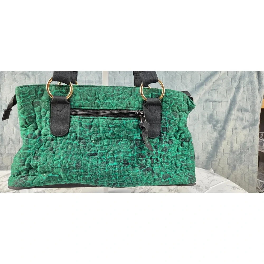 Donna Sharp Handbag Purse Quilted‎ Green Zippered Closure